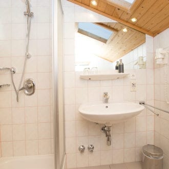 ferienwohnung-radstadt-landhaus-bergblick-4-5