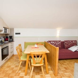 ferienwohnung-radstadt-landhaus-bergblick-5-1