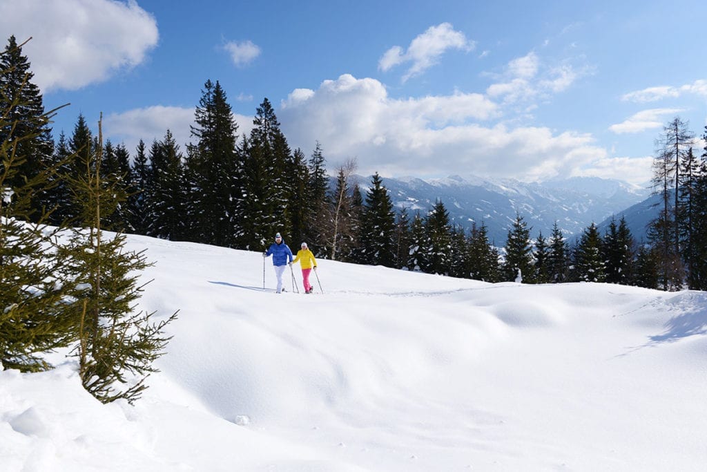 Schneeschuhwandern im Winterurlaub in Radstadt, Salzburger Land