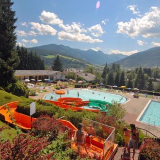 schwimmen im sommerurlaub in radstadt